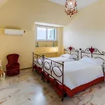 La Dimora Di Alda Lavagna