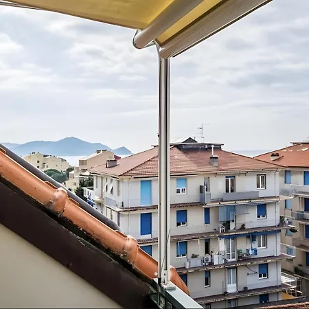 La Dimora Di Alda Lavagna